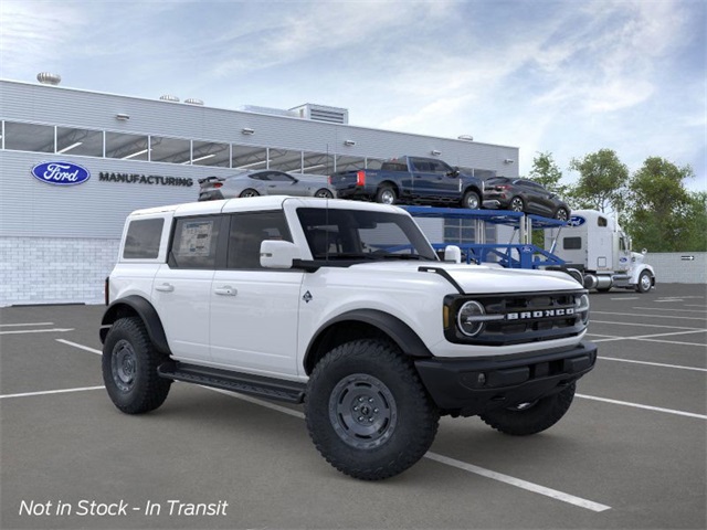 2025 Ford Bronco Outer Banks photo 7