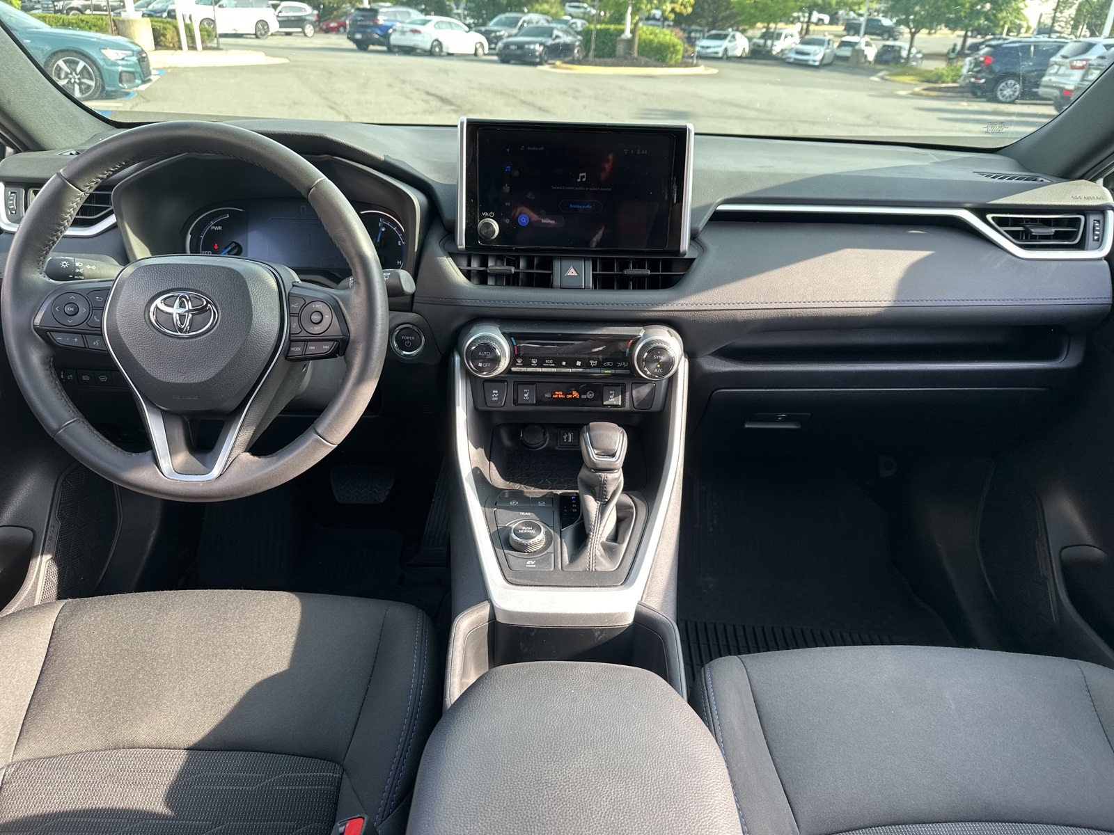 2023 Toyota RAV4 Hybrid SE photo 12