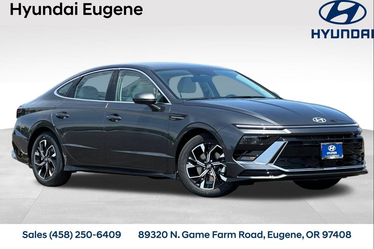 2025 Hyundai Sonata SEL's photo