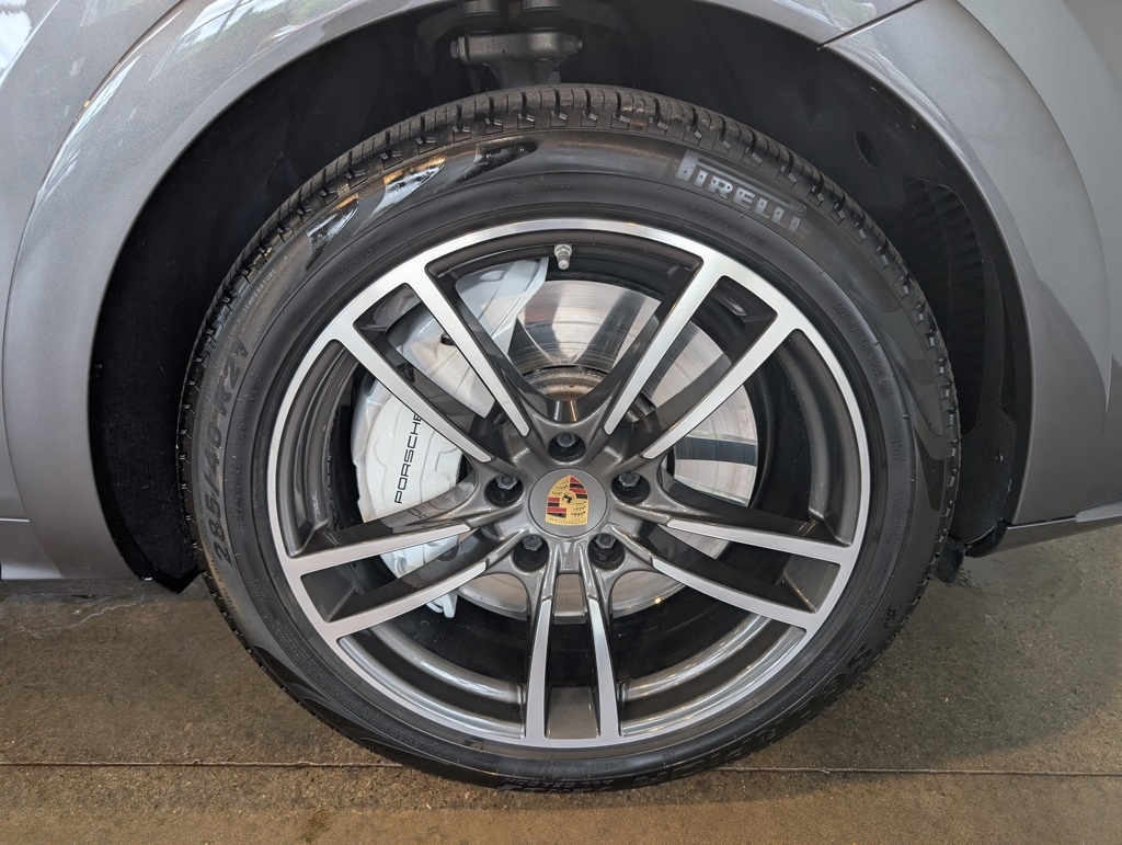 2019 Porsche Cayenne Turbo photo 7
