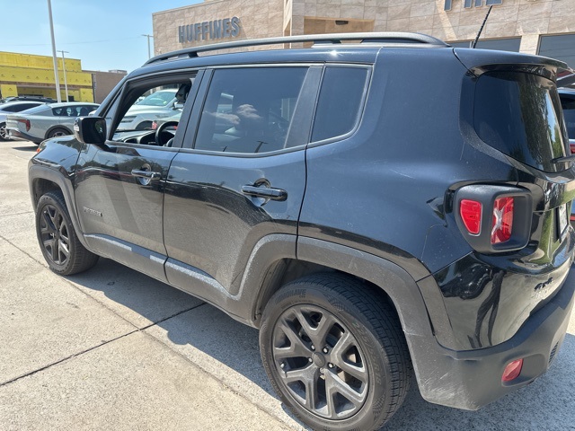 2022 Jeep Renegade Altitude photo 7