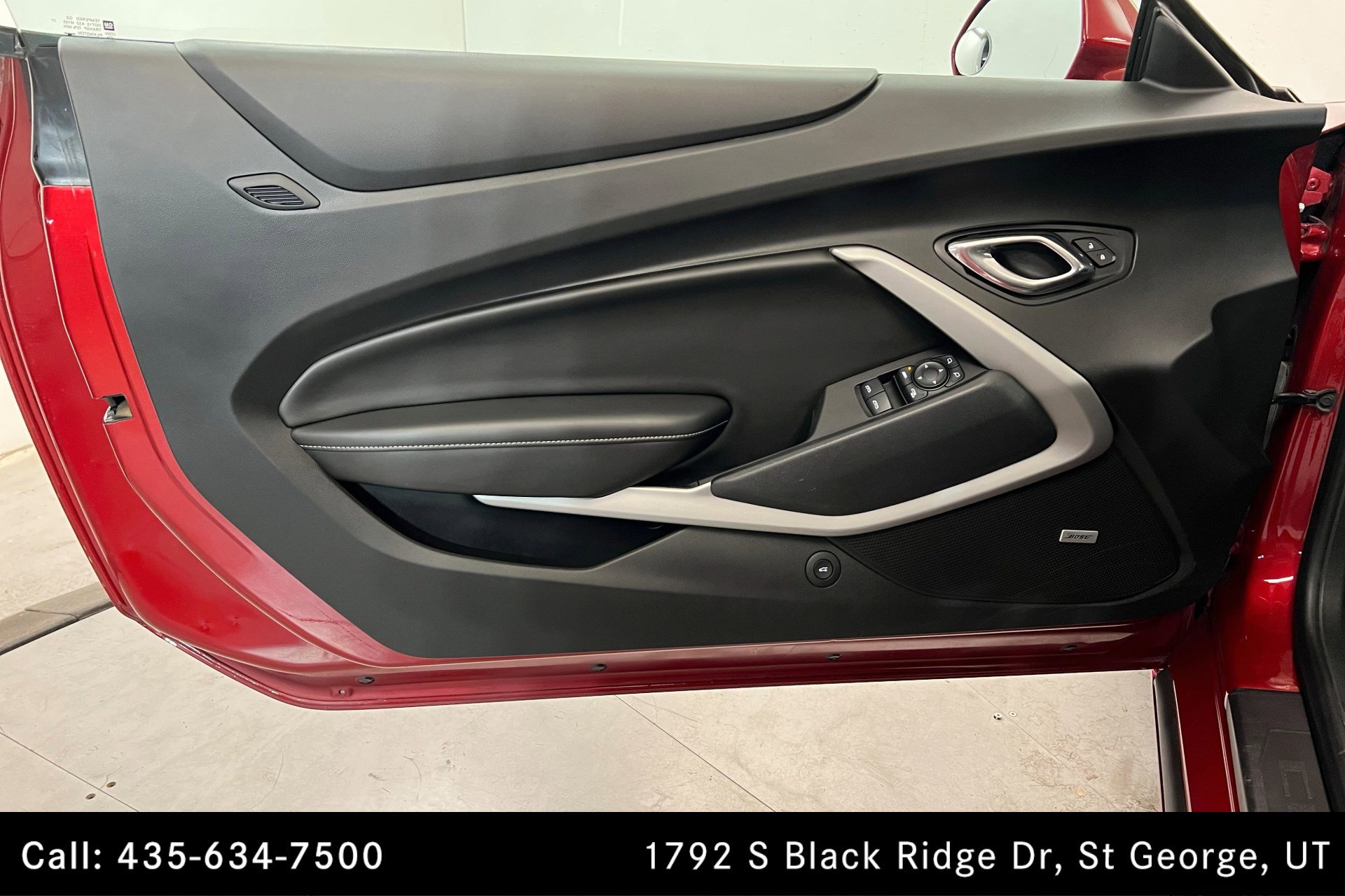 2017 Chevrolet Camaro 1LT photo 14