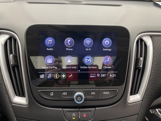 2023 Chevrolet Malibu 1LT photo 3