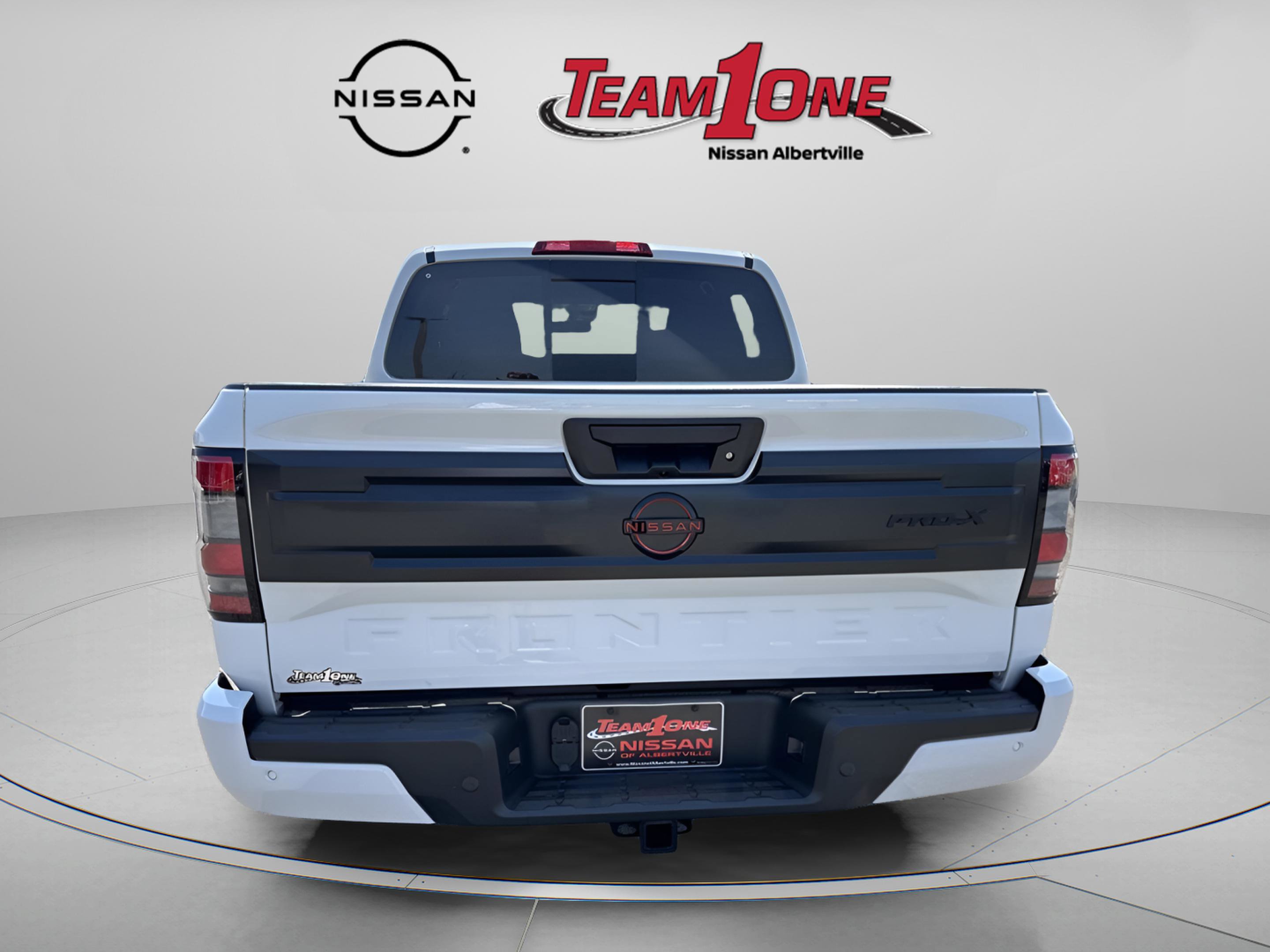 2025 Nissan Frontier Crew Cab PRO-X photo 4