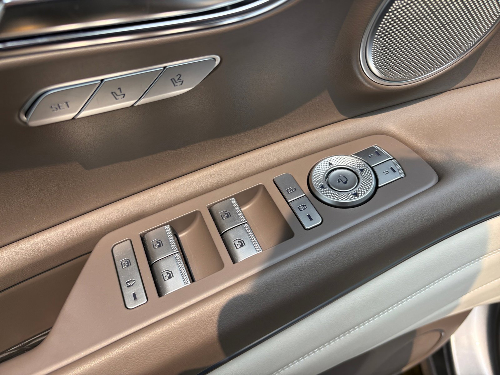 2024 Genesis GV80 3.5T photo 25