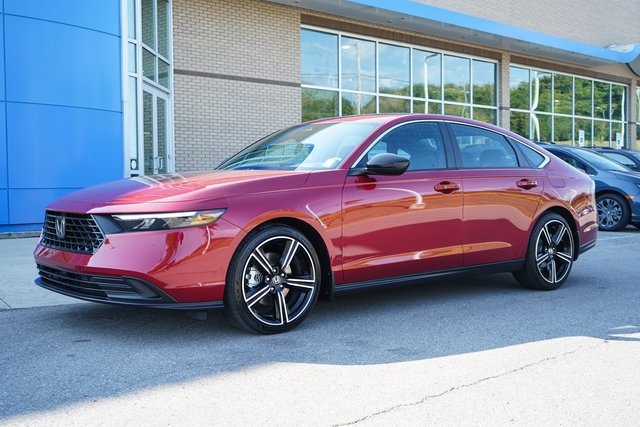2025 Honda Accord Hybrid Sport photo 3
