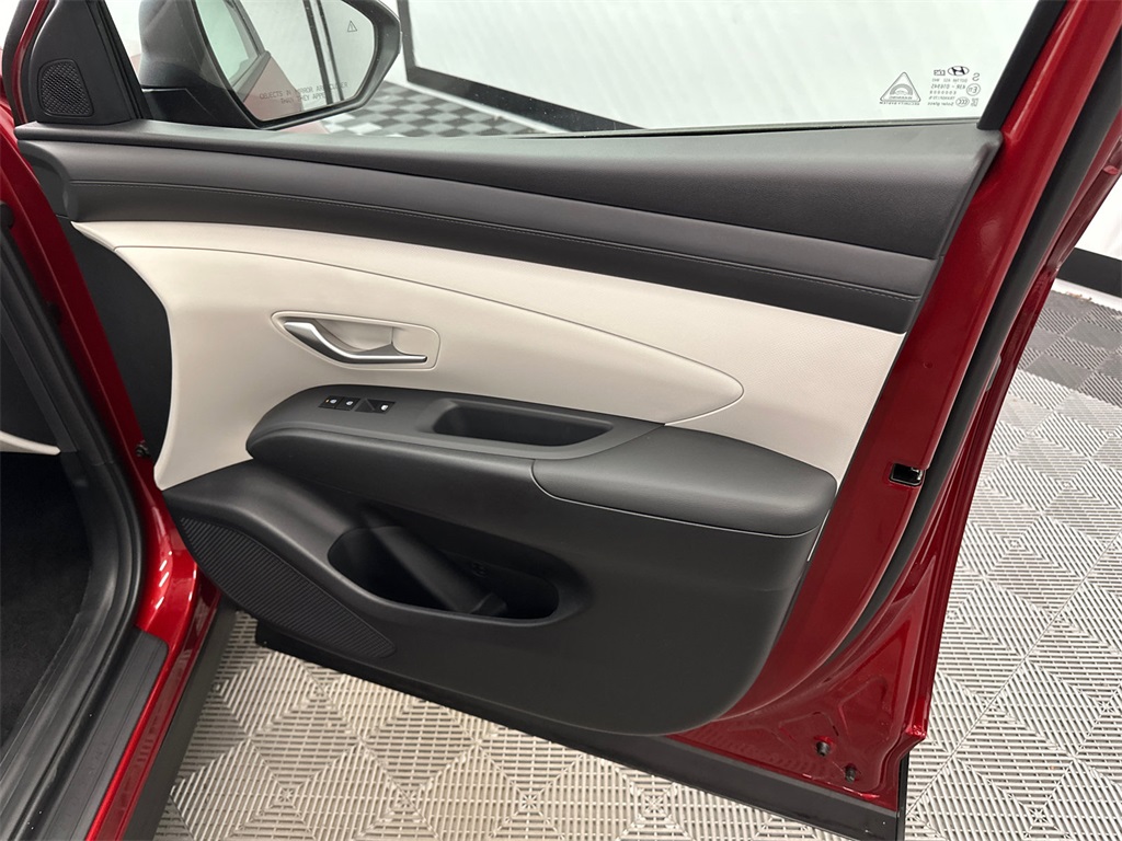 2026 Hyundai Tucson SEL photo 15