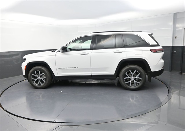 2025 Jeep Grand Cherokee Limited photo 4