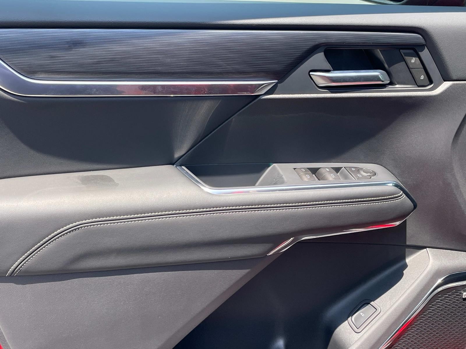 2025 Gmc Acadia Elevation photo 17