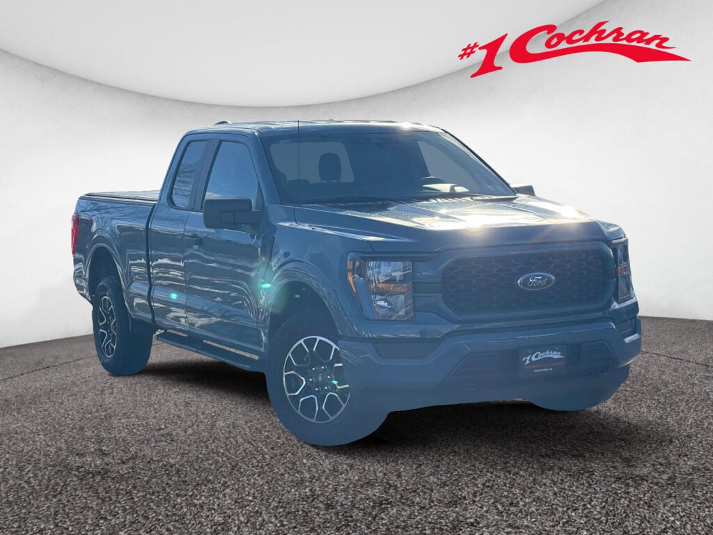 2023 Ford F-150 XL's photo