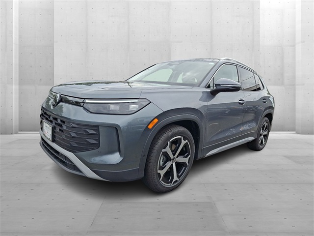 2026 Volkswagen Tiguan SE photo 2