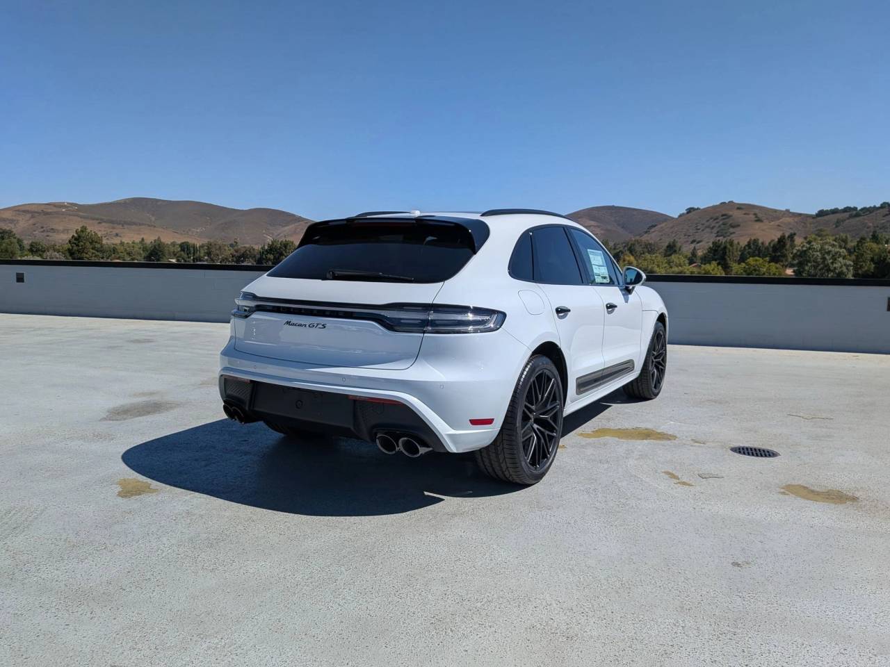 2025 Porsche Macan GTS photo 9
