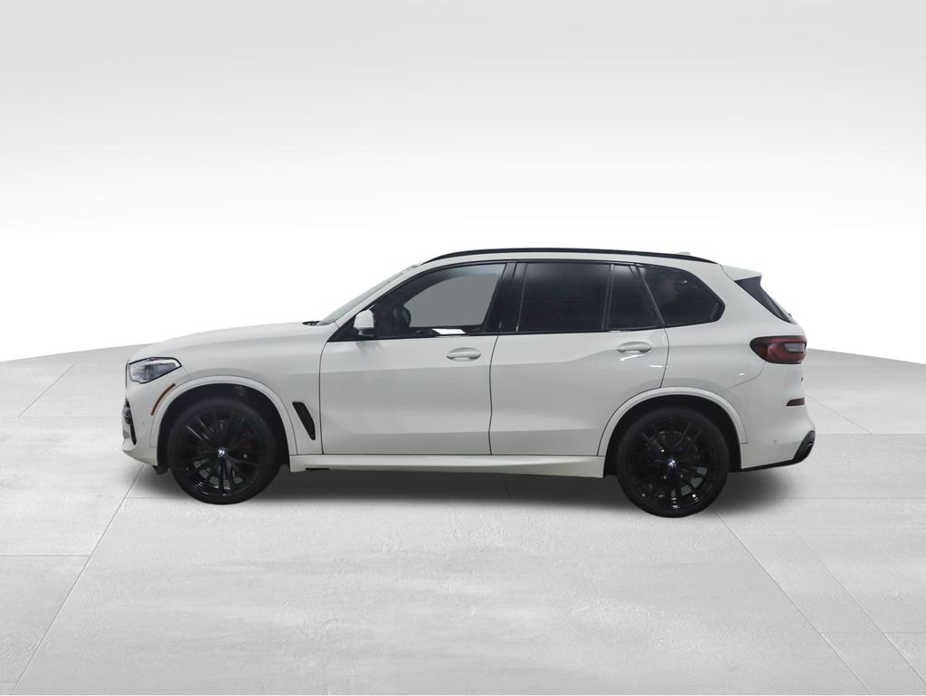 Certified 2022 BMW X5 M50i with VIN 5UXJU4C0XN9M21866 for sale in Minneapolis, Minnesota