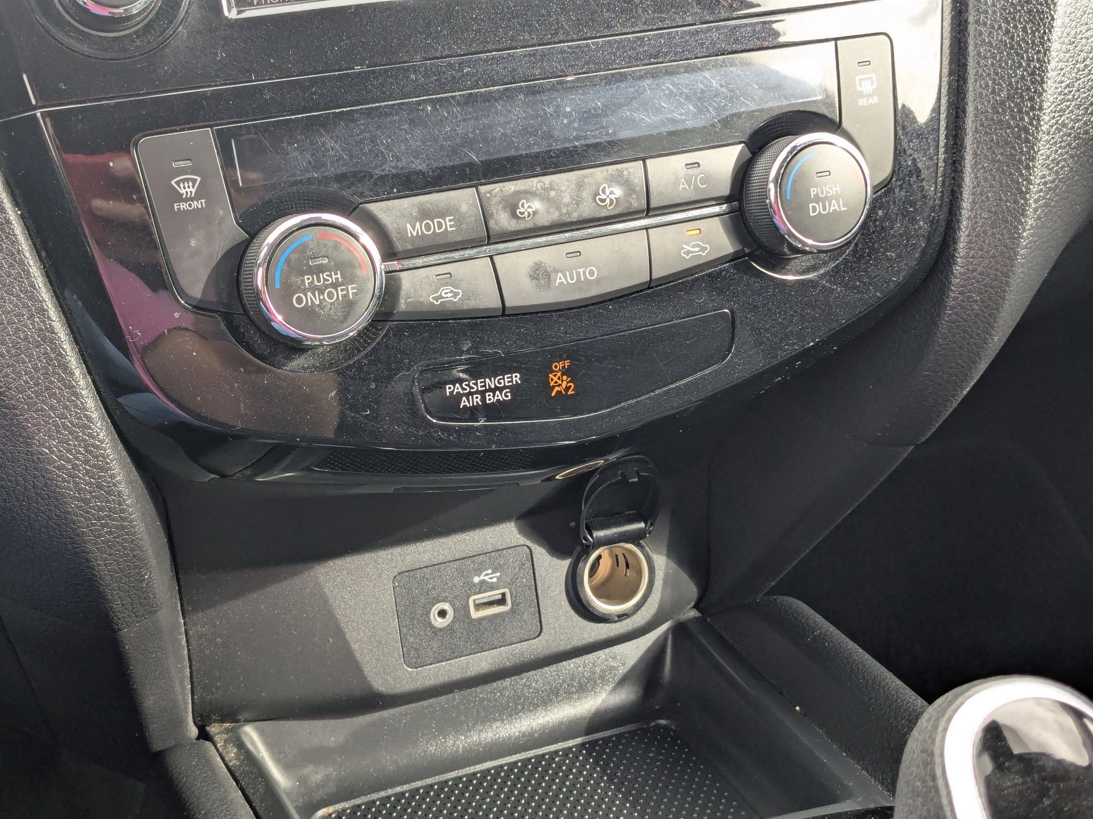 2019 Nissan Rogue Sport SV photo 21