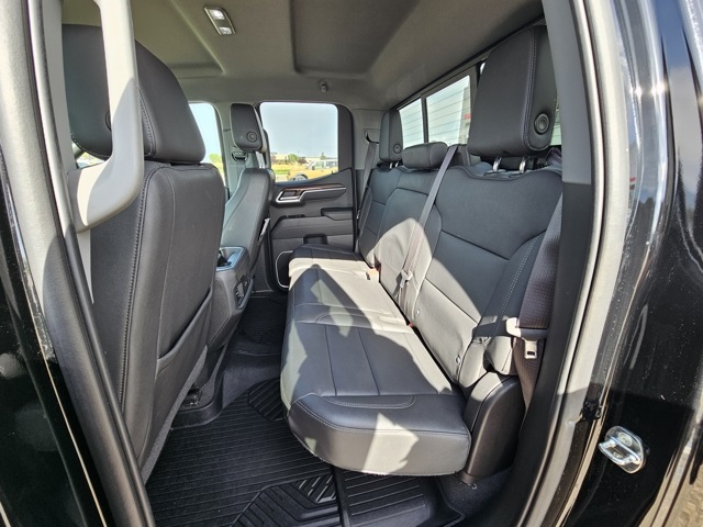 2022 Chevrolet Silverado 1500 RST photo 14