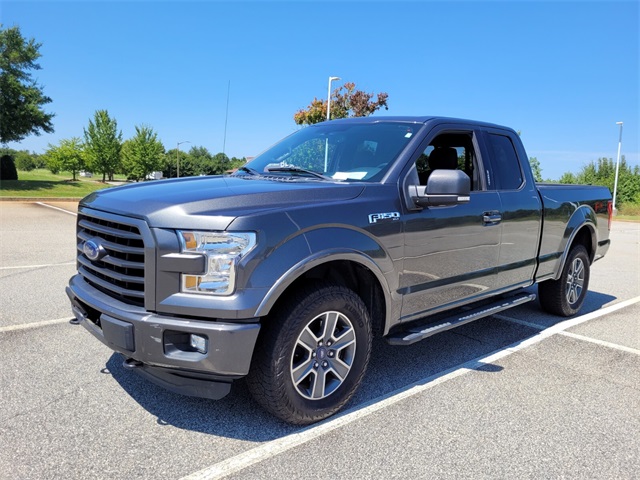 2016 Ford F-150 XLT photo 3