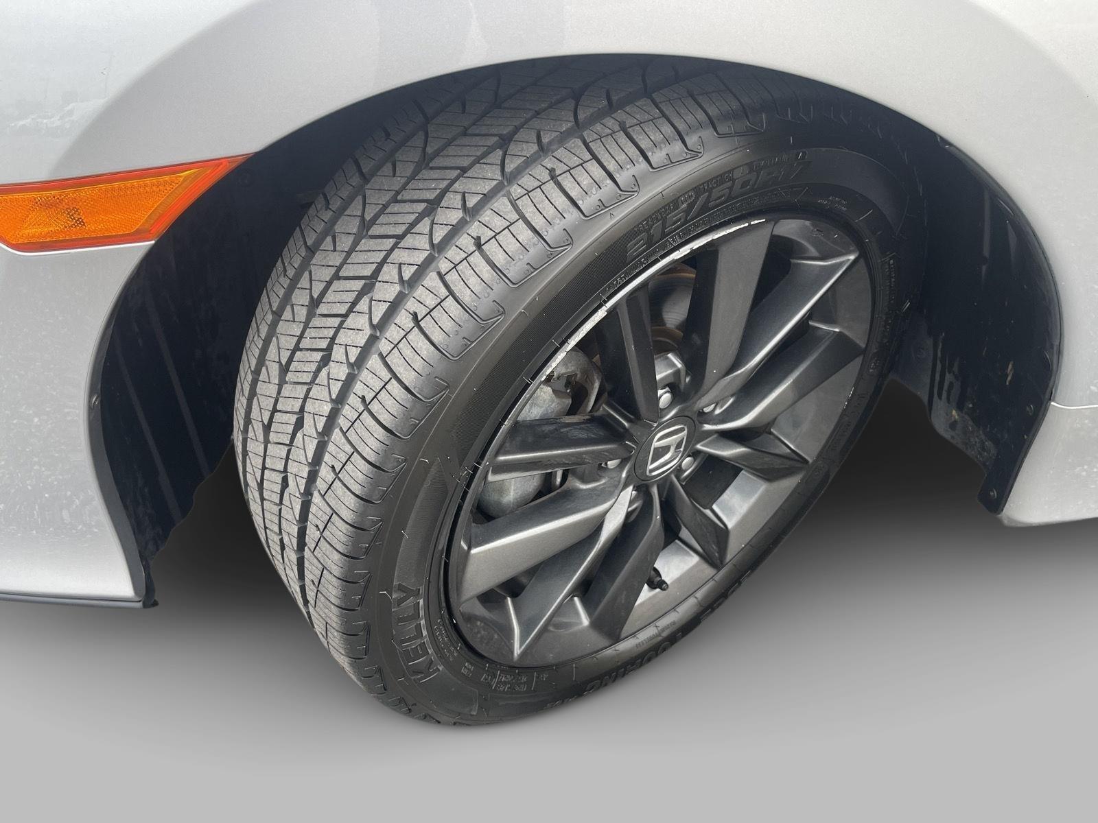 2021 Honda Civic Hatchback EX photo 4