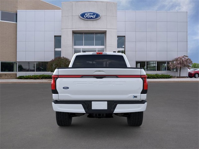 2025 Ford F-150 Lightning Lariat photo 5
