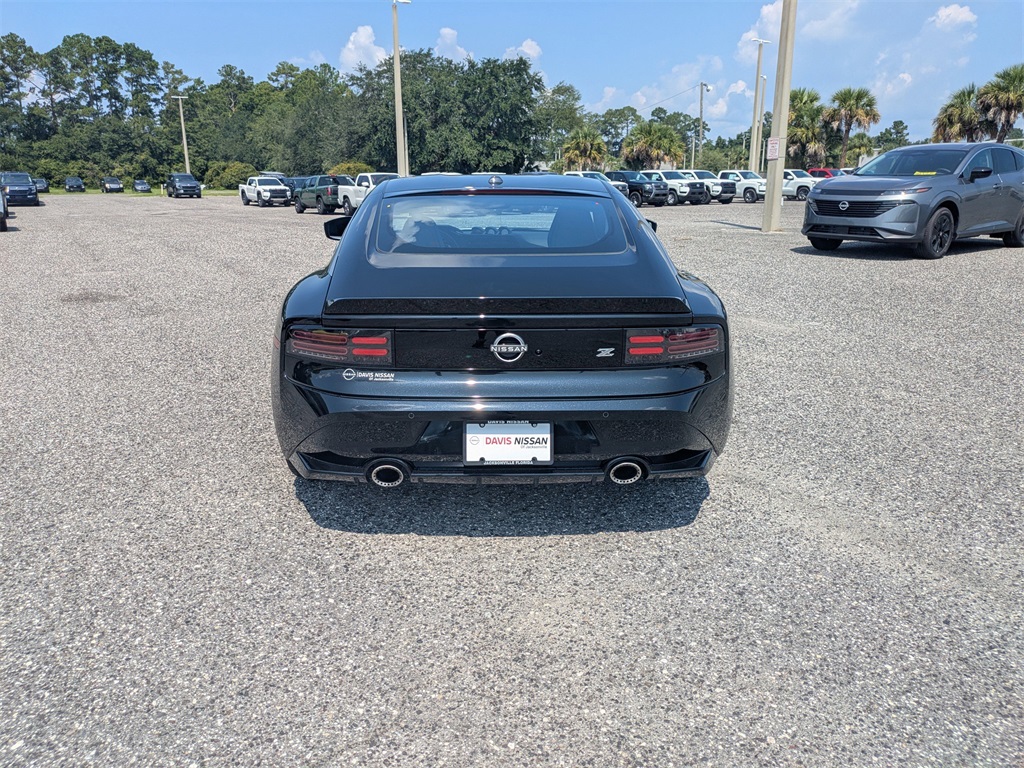 2025 Nissan Z Performance photo 4