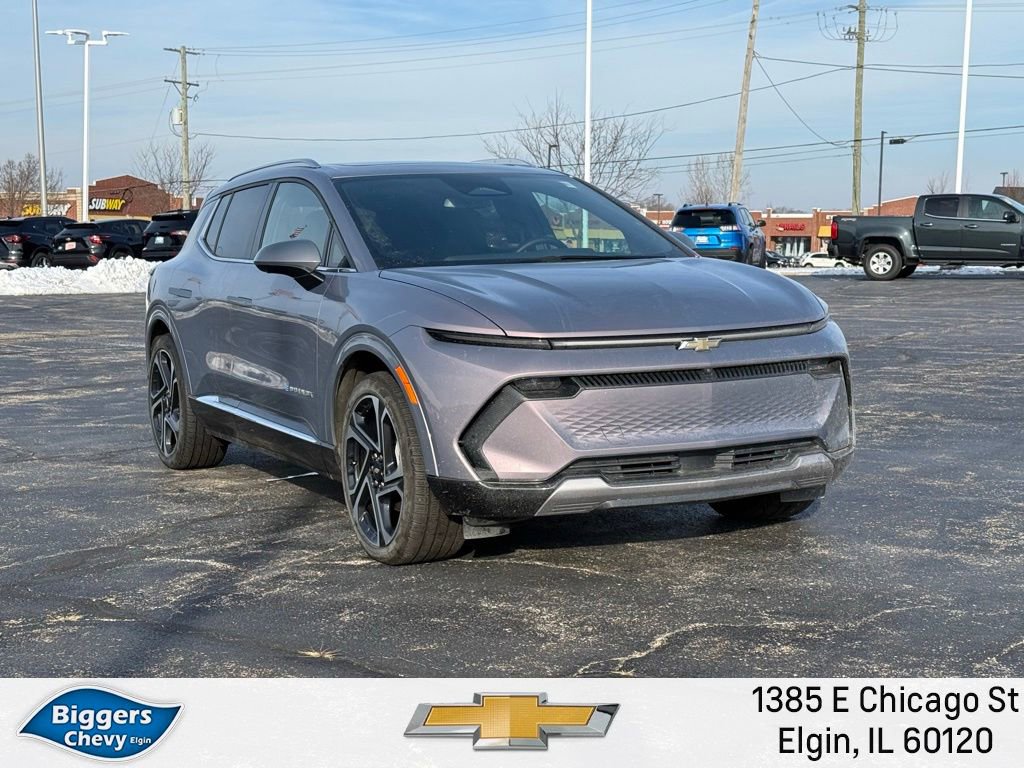 2024 Chevrolet Equinox EV LT's photo