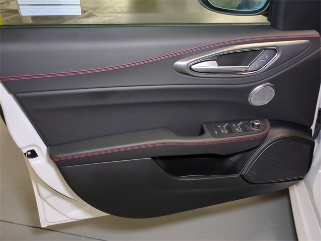 2025 Alfa Romeo Giulia SPRINT photo 10