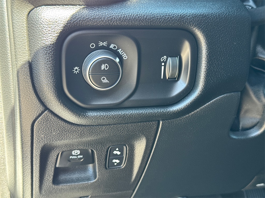2022 Ram 1500 Big Horn Lone Star photo 28