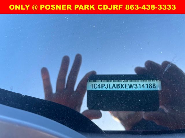 2014 Jeep Cherokee Sport's photo