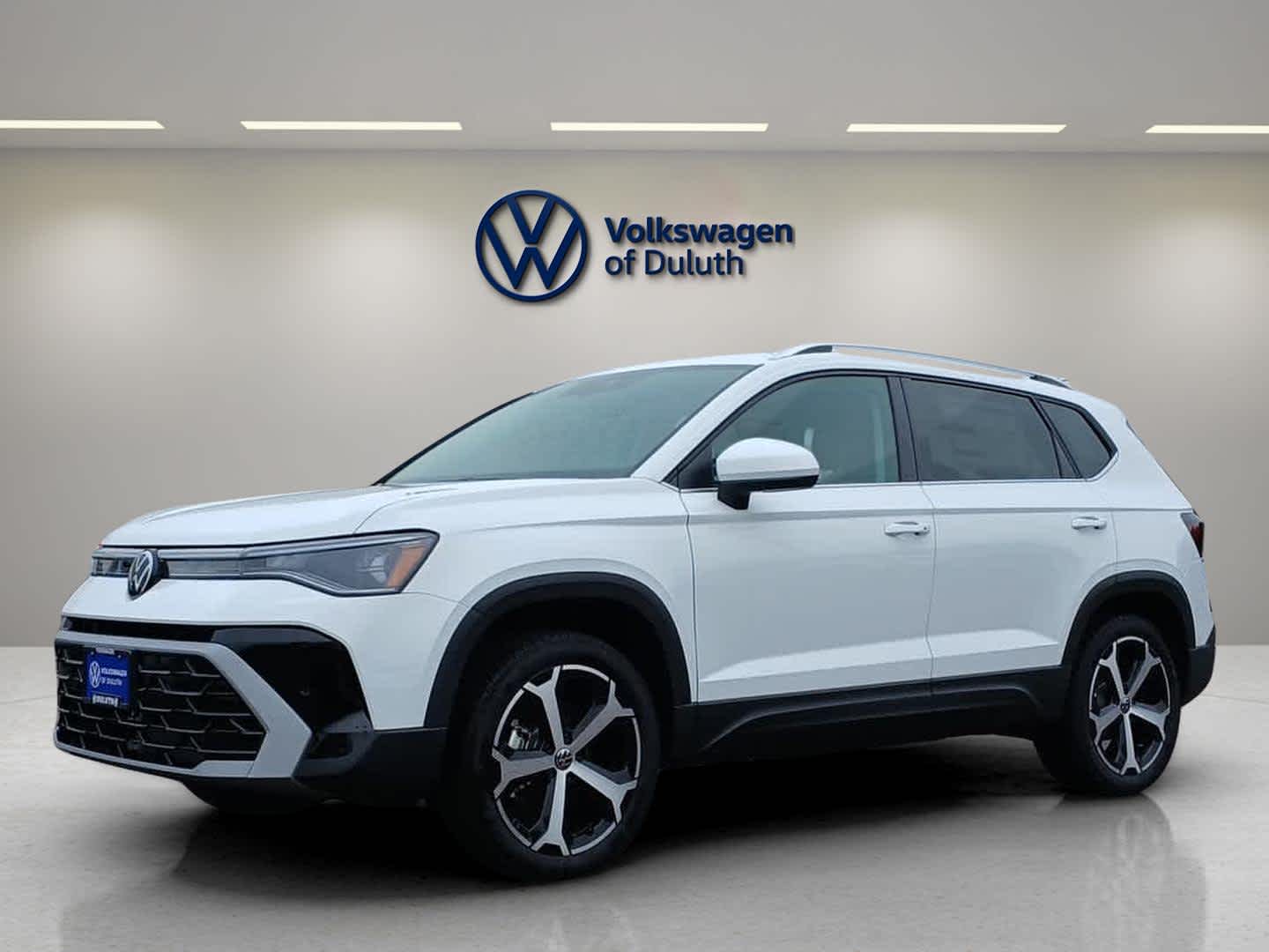 2025 Volkswagen Taos SEL's photo