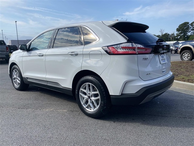 2024 Ford Edge SEL photo 8