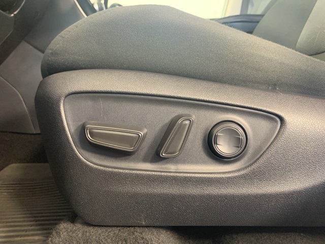 2021 Toyota RAV4 Hybrid XLE photo 20