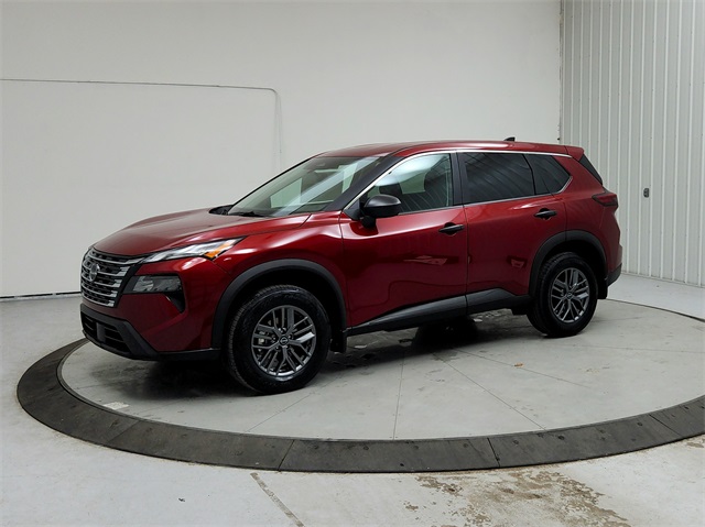 2025 Nissan Rogue S photo 2