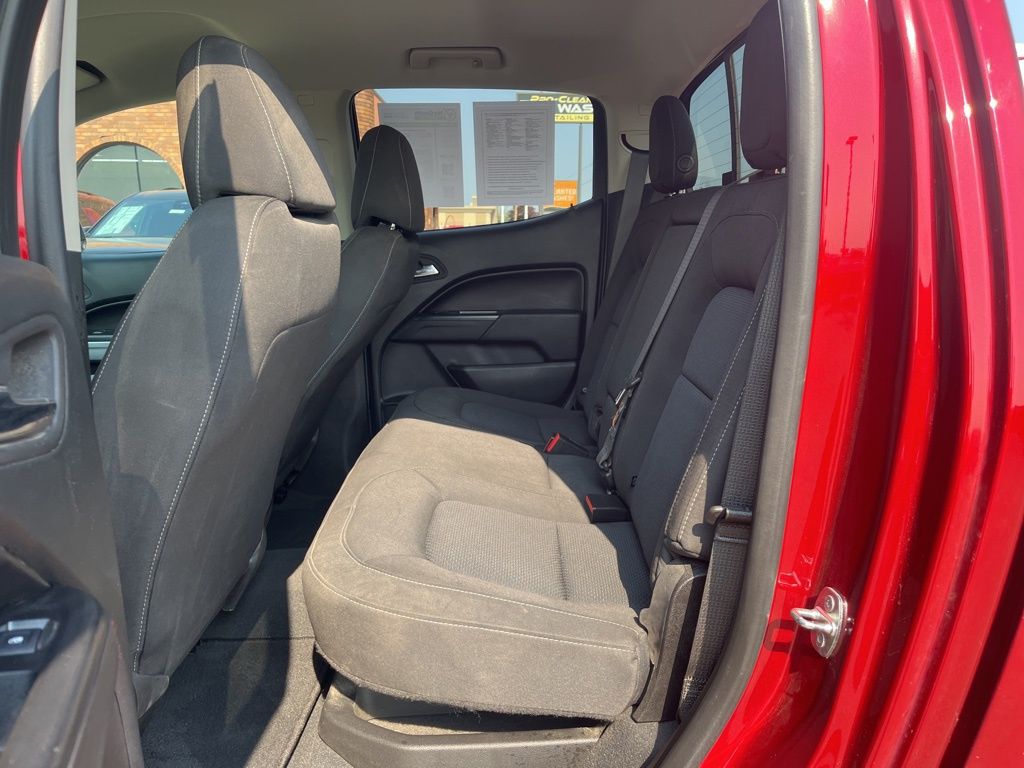 2022 Chevrolet Colorado LT photo 12