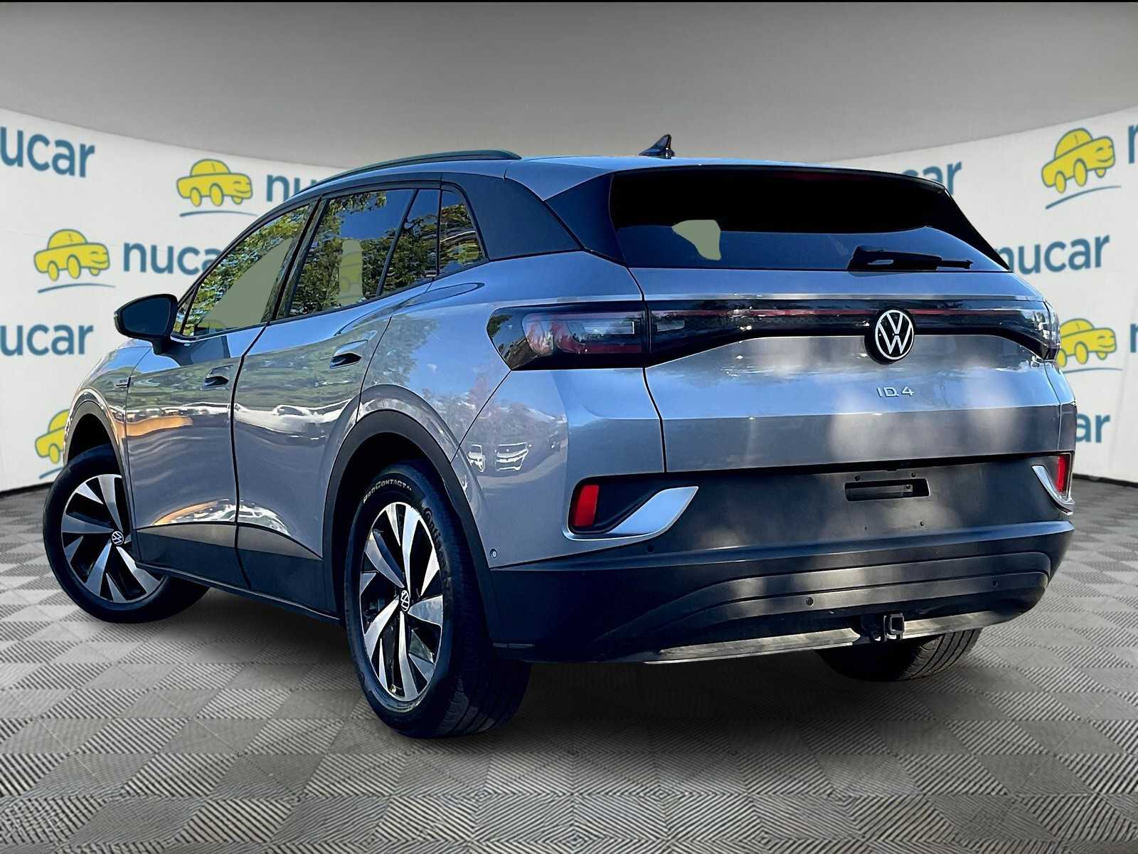 2023 Volkswagen ID.4 Pro photo 3