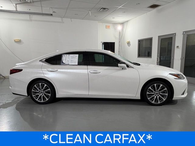 2020 Lexus ES 350 Premium photo 2