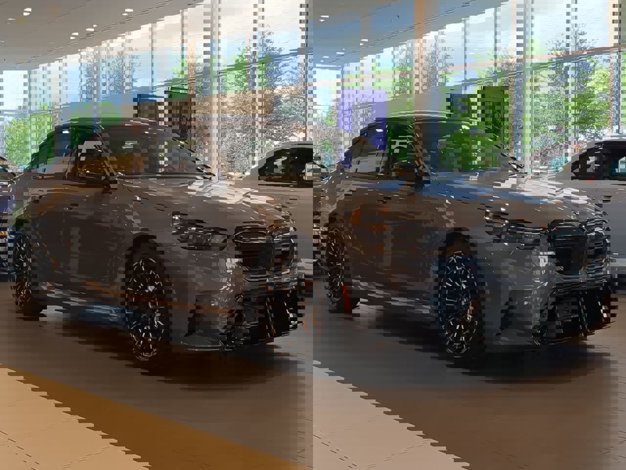 2026 Bmw M5 5 photo 3