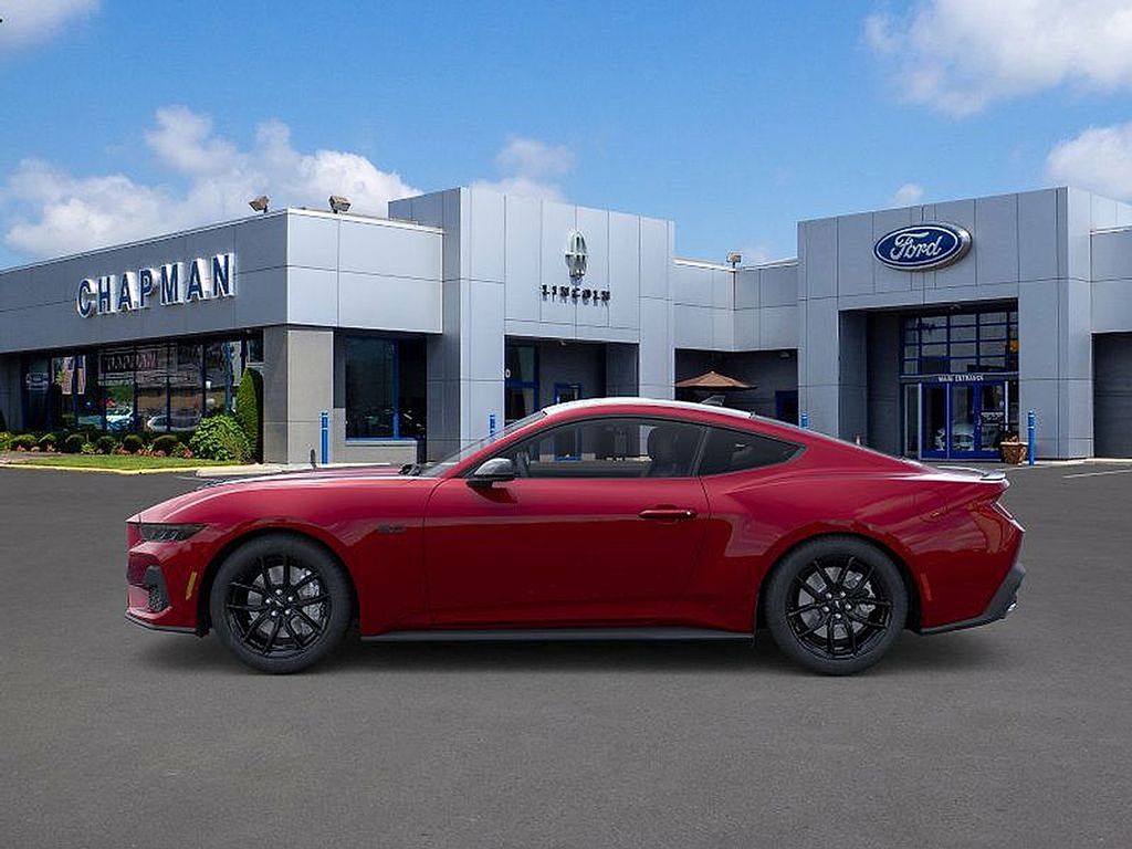 2025 Ford Mustang GT photo 3