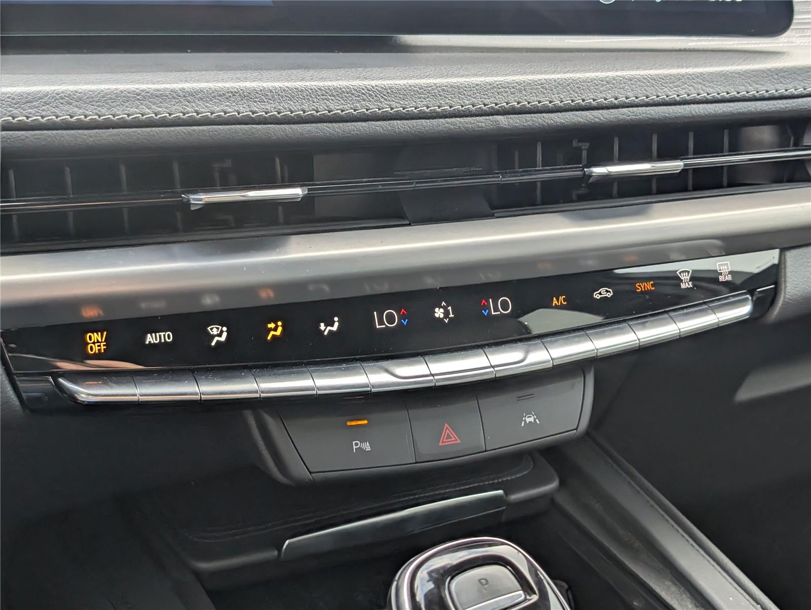 2024 Cadillac XT4 Premium Luxury photo 16