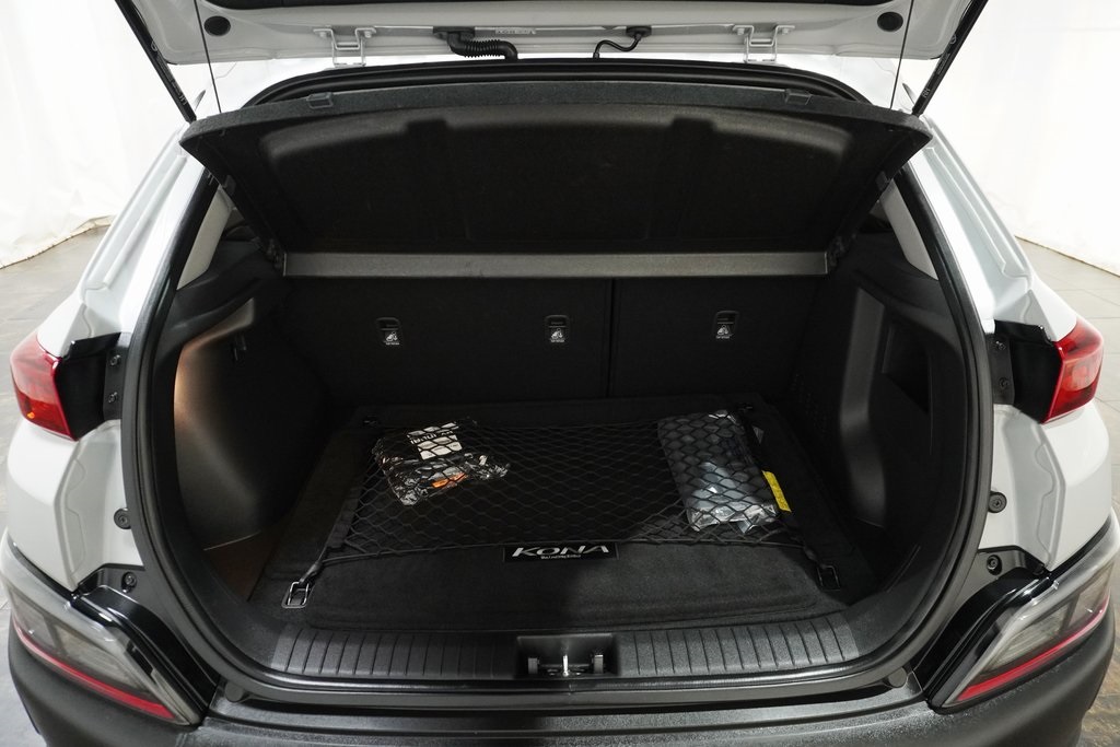 2023 Hyundai Kona SEL photo 3