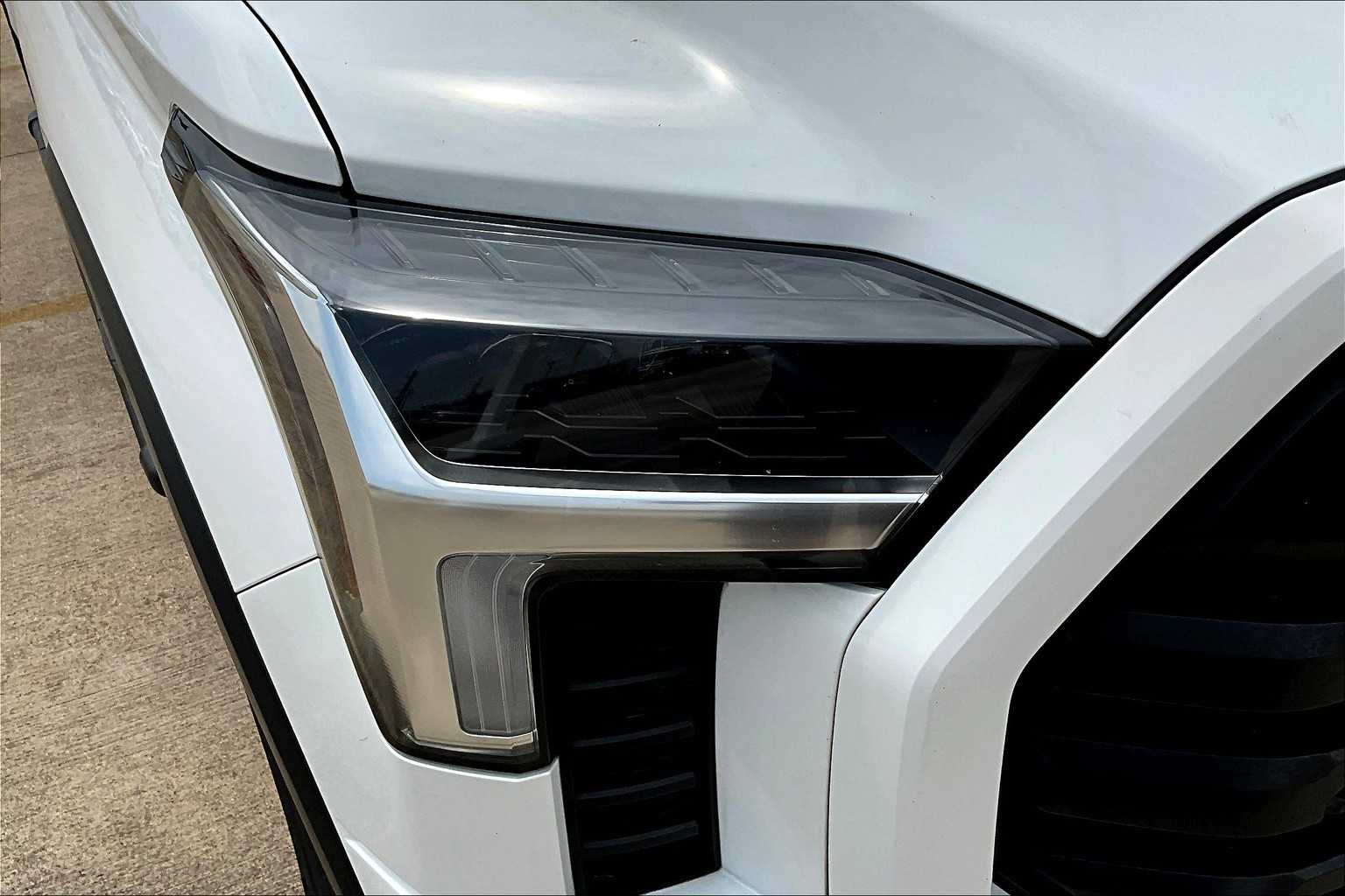 2022 Toyota Tundra SR5 photo 24