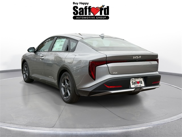 2025 Kia K4 LXS photo 2