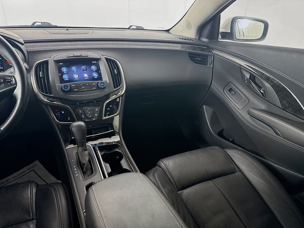 2014 Buick LaCrosse Leather photo 25