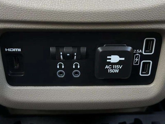 2022 Honda Pilot Elite photo 12