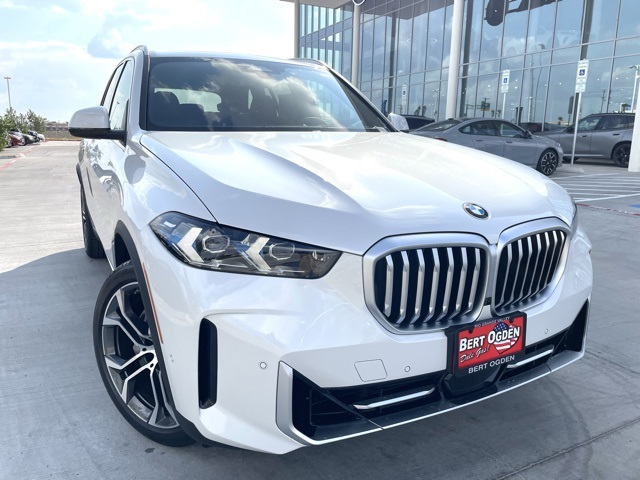 2026 BMW X5 40i's photo