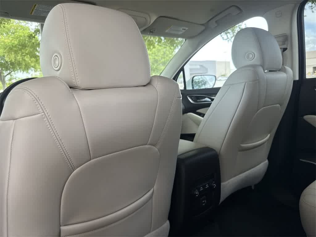 2023 Buick Enclave Essence photo 21