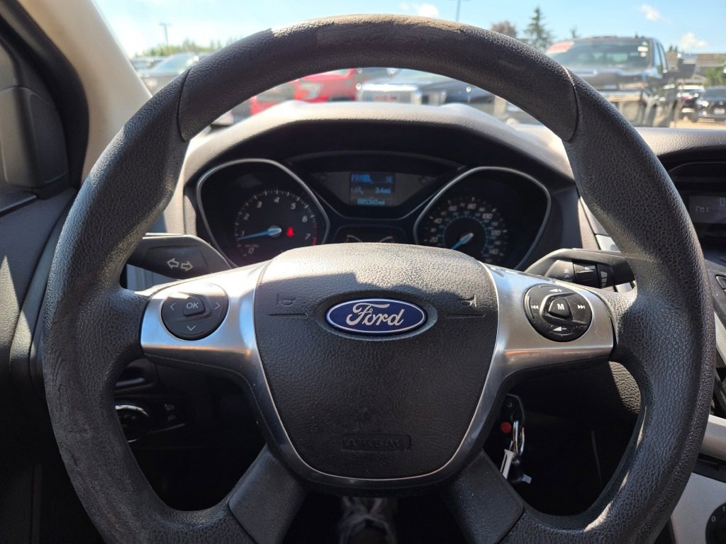 2012 Ford Focus SE photo 24