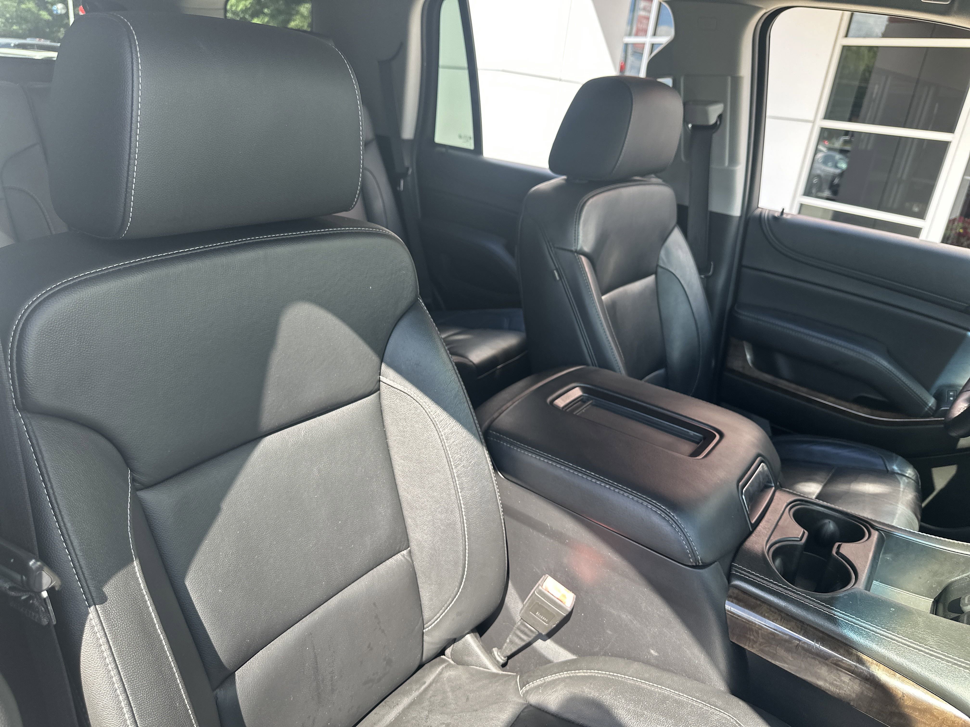 2020 Chevrolet Tahoe LT photo 10