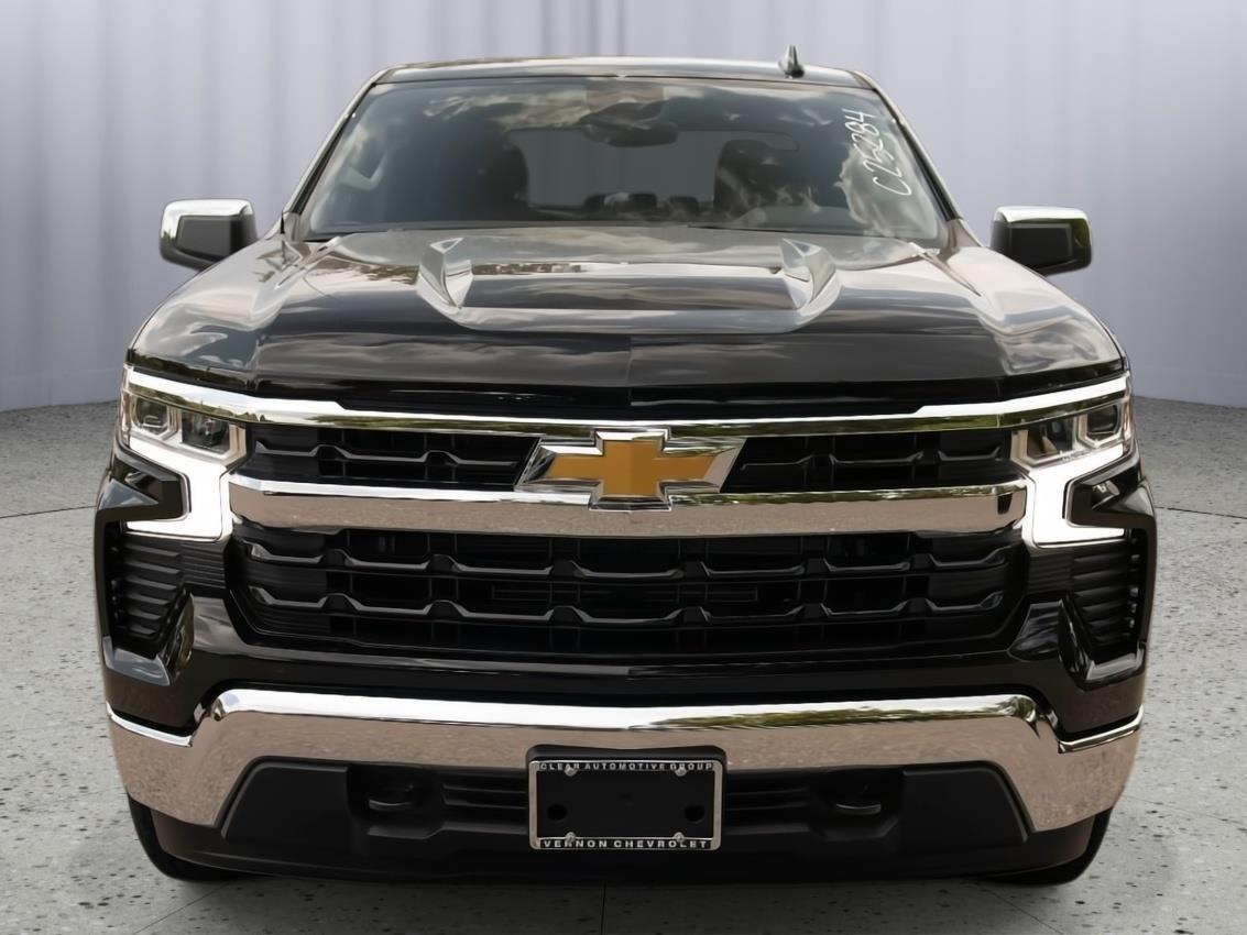 2025 Chevrolet Silverado 1500 LT photo 2