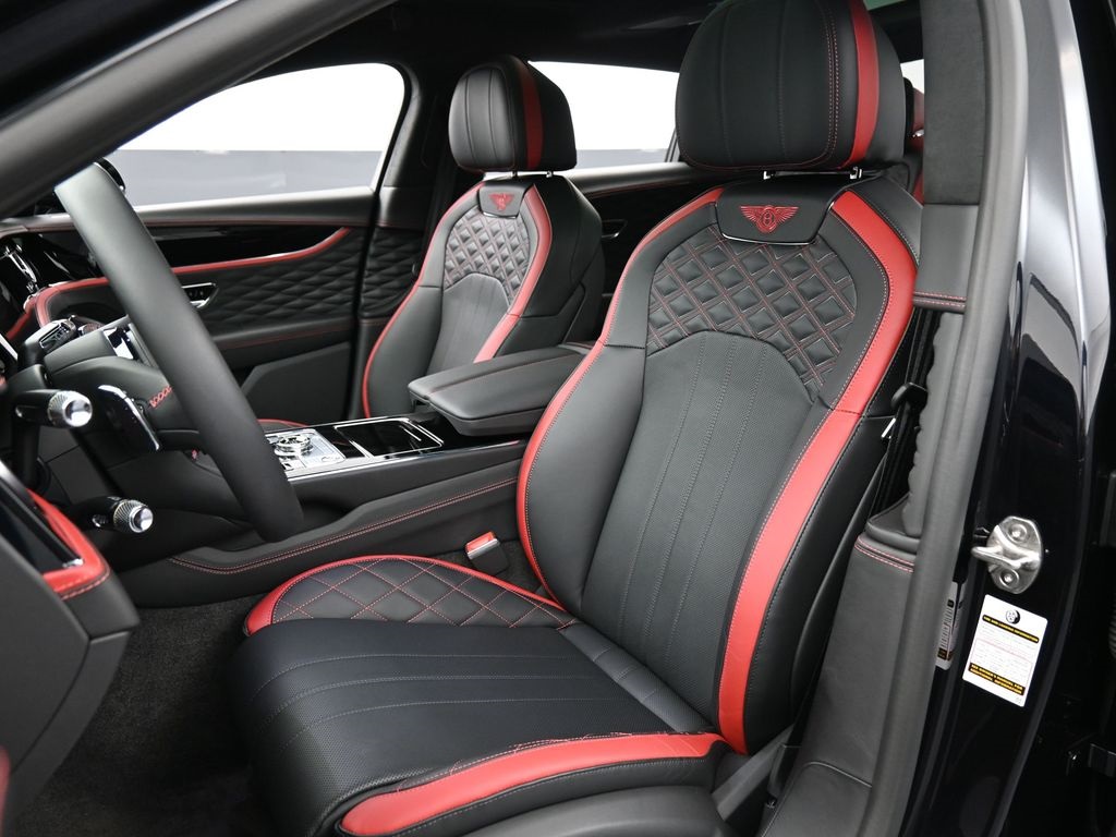 2024 Bentley Flying Spur Speed photo 4