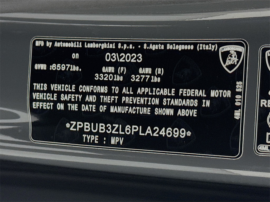 2023 Lamborghini Urus S photo 30