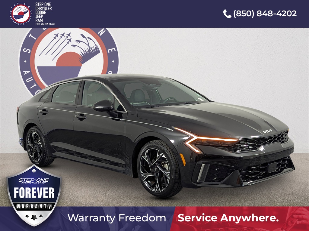 2025 Kia K5 GT-Line's photo